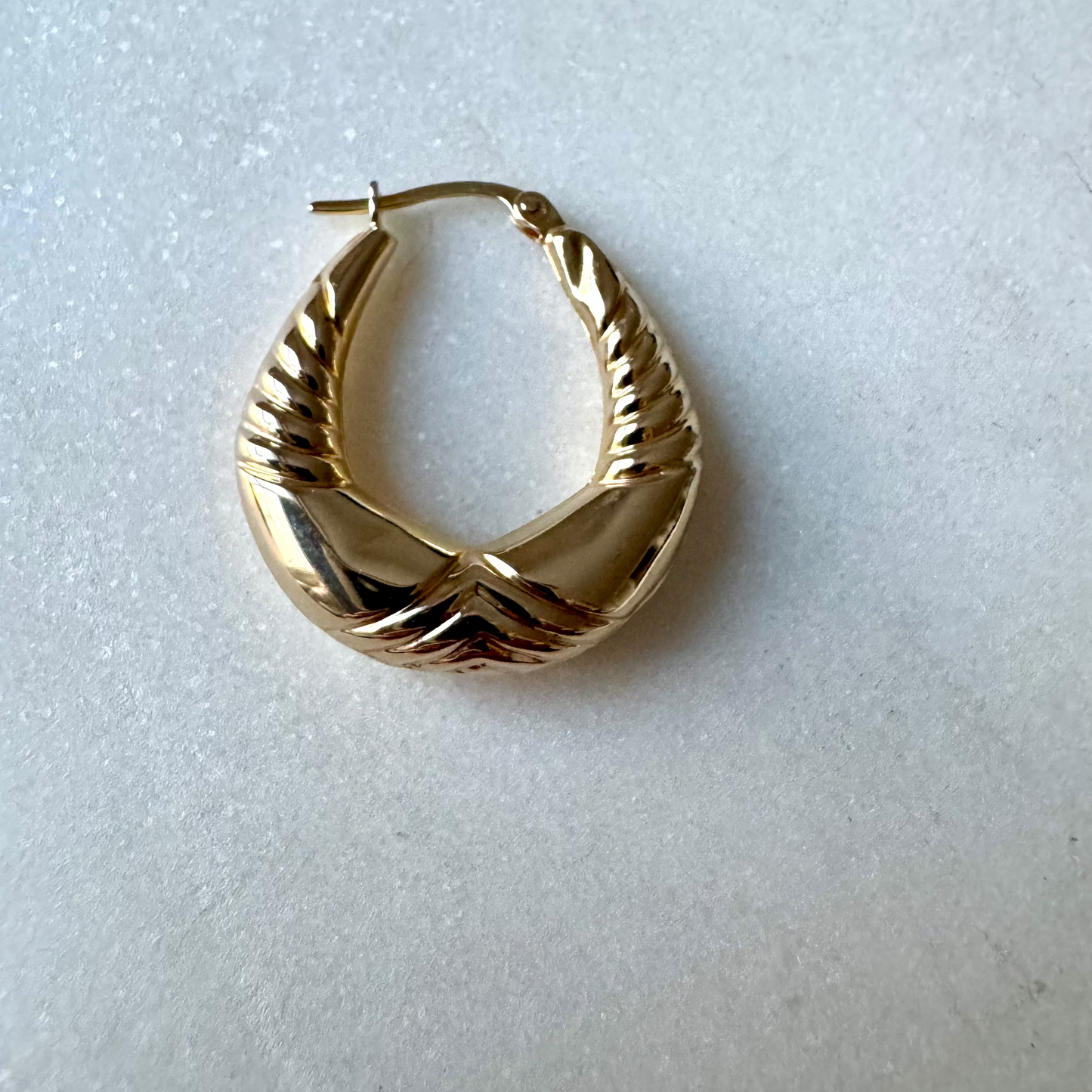 Vintage Unoaerre sculptural puffy earrings