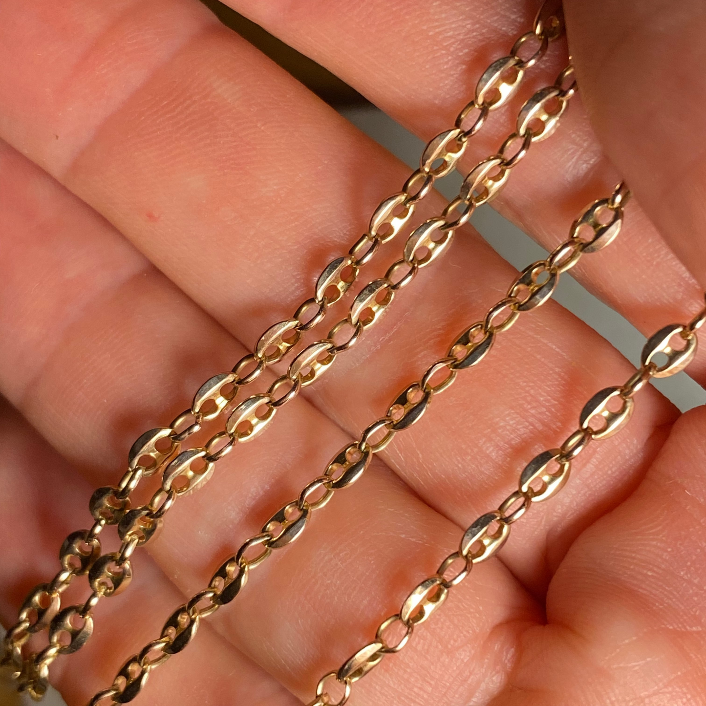 Vintage 9ct 'old gold' colour UnoAErre mini hollow puffy link chain - RARE