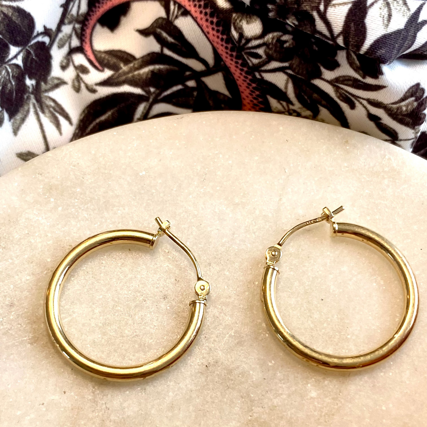 SOLD Vintage 14ct hoop earrings