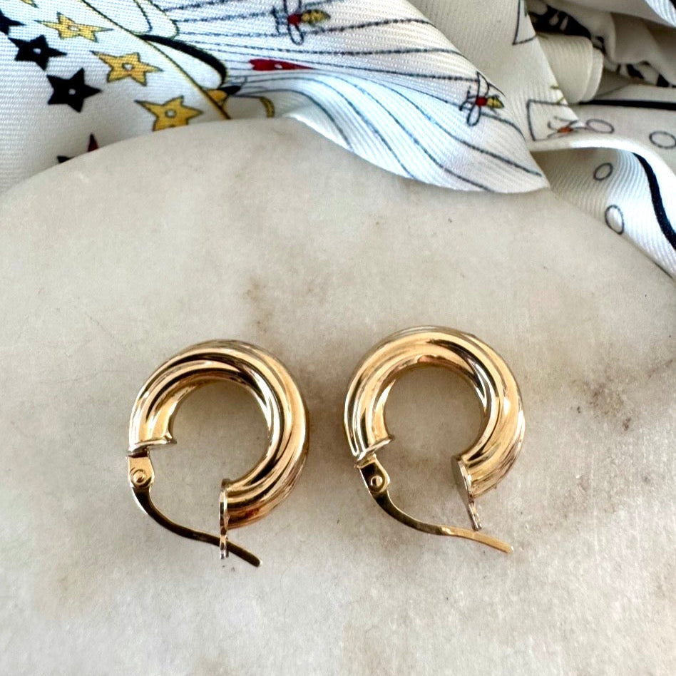 Vintage Unoaerre 9ct chubby mini hoops