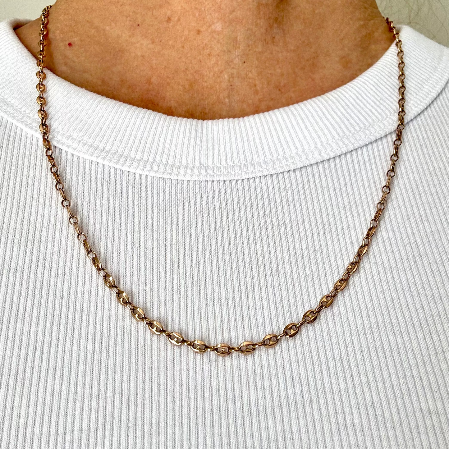 Vintage 9ct 'old gold' colour UnoAErre mini hollow puffy link chain - RARE