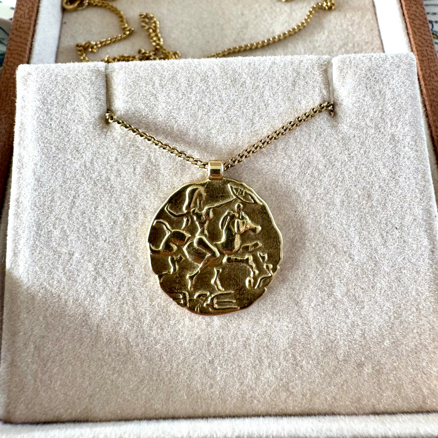 Natasha Schweitzer 9ct gold female warrior coin necklace