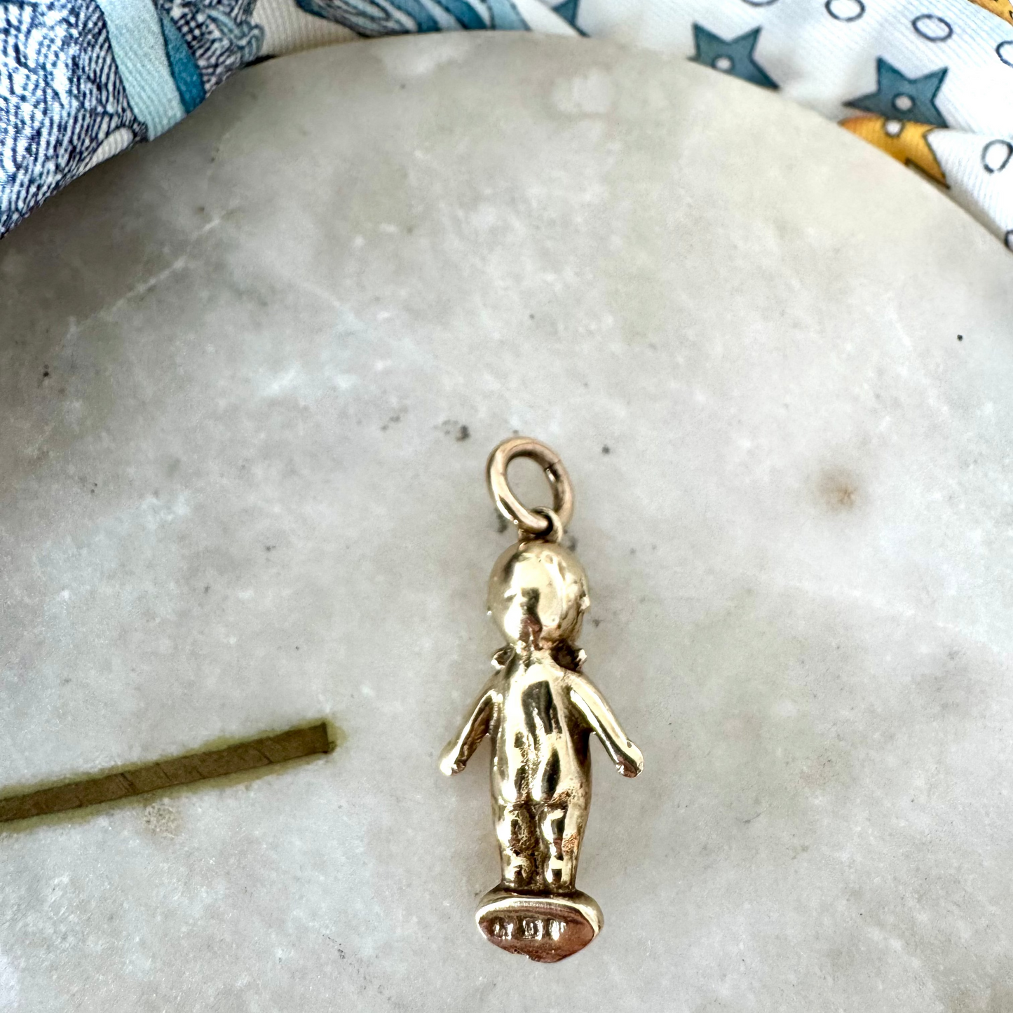 Rare and collectable!! 9ct solid gold KEWPIE doll pendant