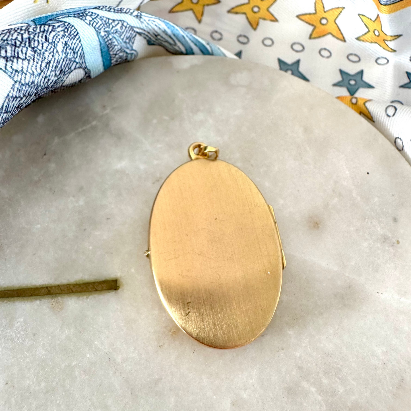 Large UK Vintage 9ct nautical locket - beautiful addition to your neck stack!