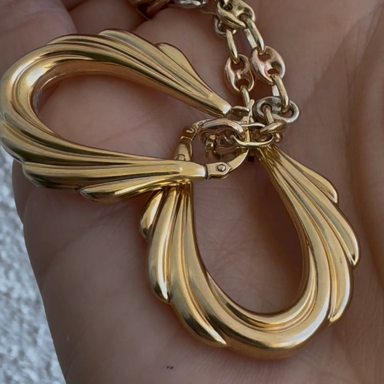 NEW! Perfect vintage 9ct butter! Unoaerre large puffy earrings!