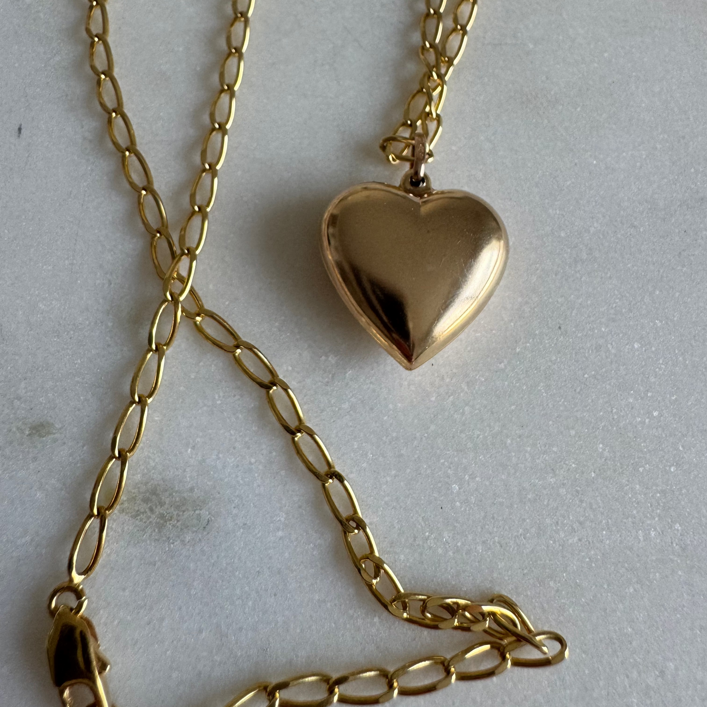 Vintage 9ct Unoaerre Italian large puffy heart pendant