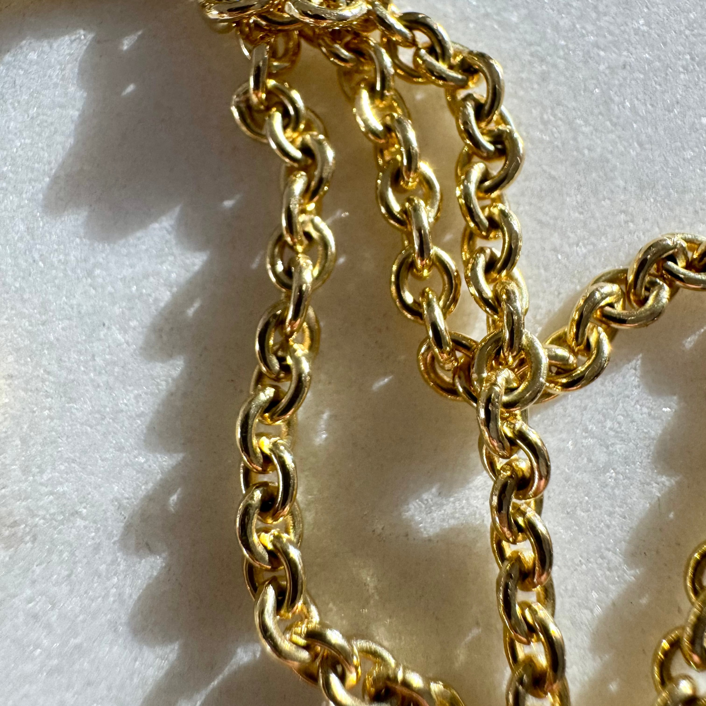 Unicorn 9ct bright yellow gold cable chain - like liquid gold