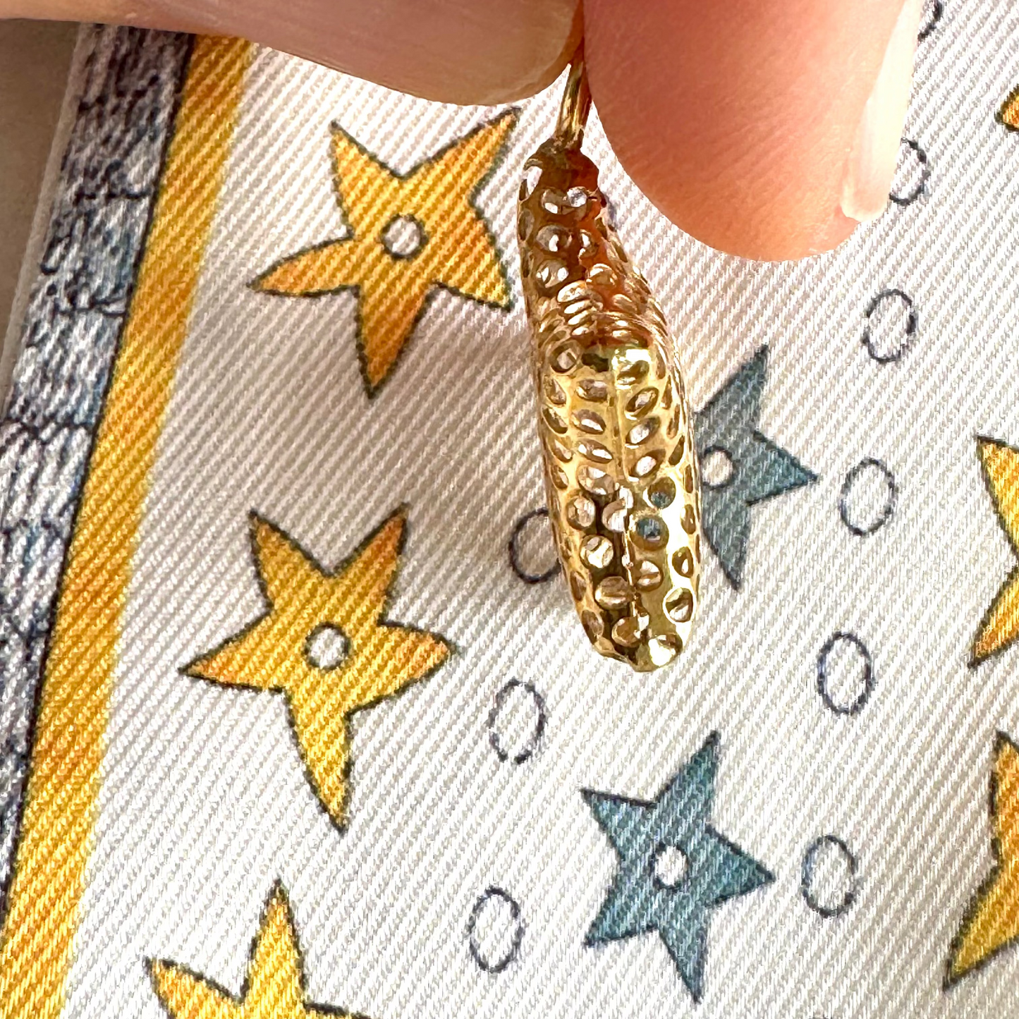 18ct yellow Italian made LUCKY STAR pendant