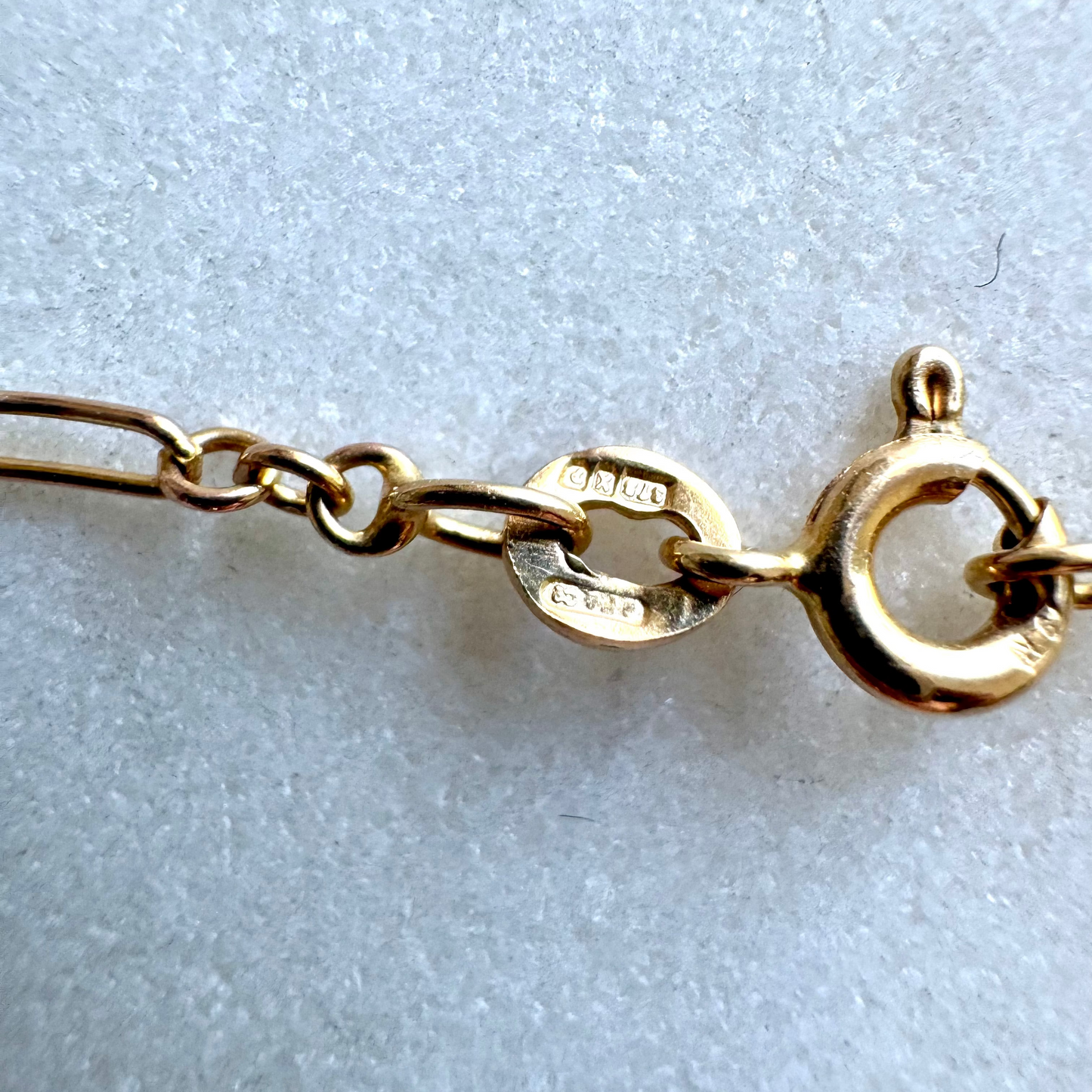 Vintage 9ct gold Italian Unoaerre necklace NEW