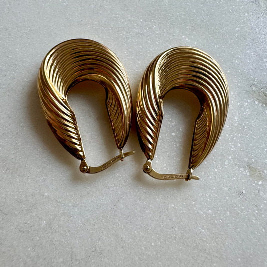 Vintage London ribbed tessellating hoops - all the hallmarks