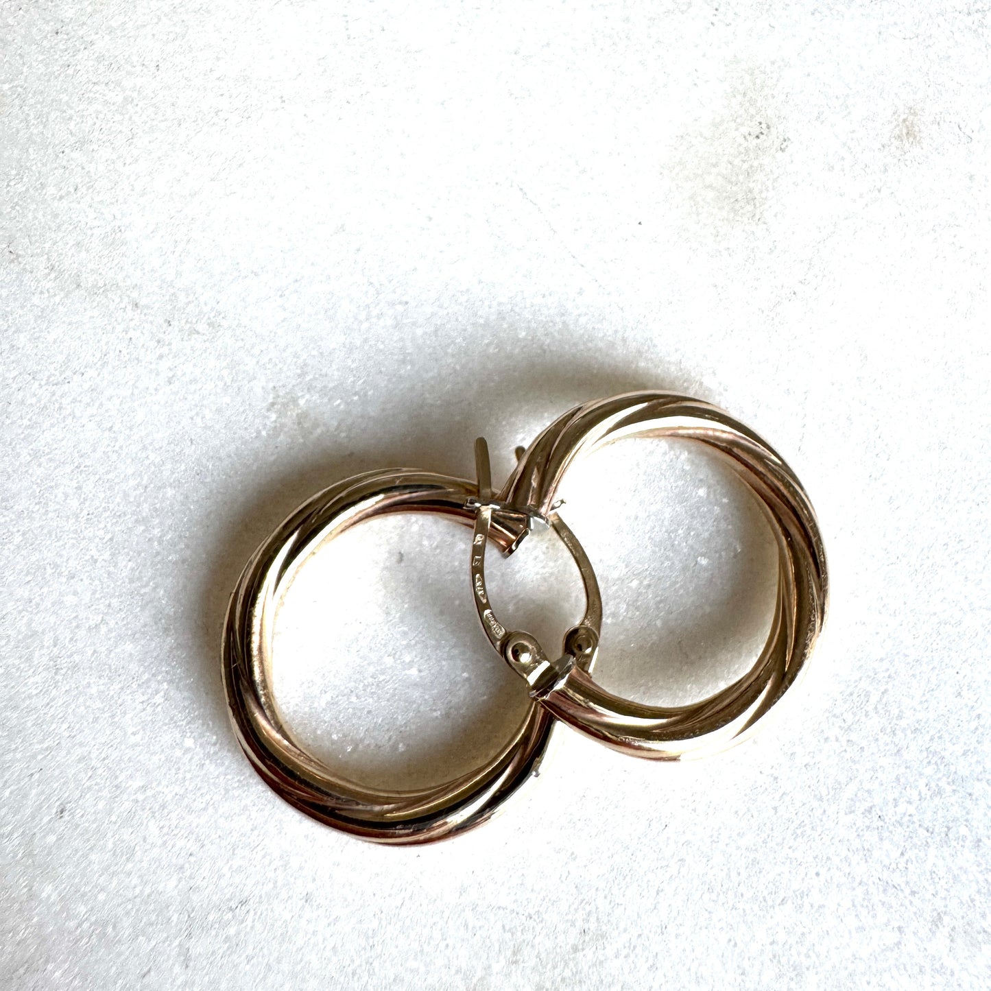 Vintage Unoaerra 9ct twisted hoops - stunning!