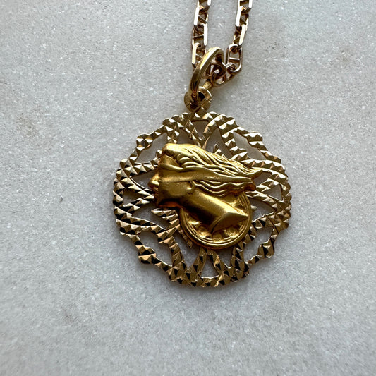 RARE Italian 18ct Lady Fortuna pendant - Incredible (pendant only - chain sold separately)