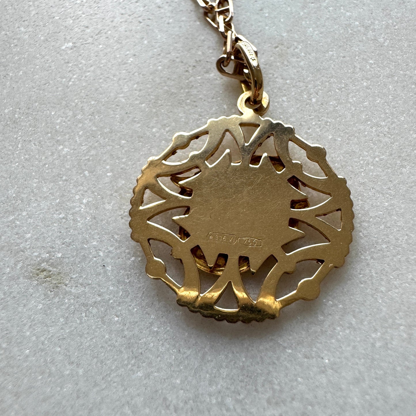 RARE Italian 18ct Lady Fortuna pendant - Incredible (pendant only - chain sold separately)