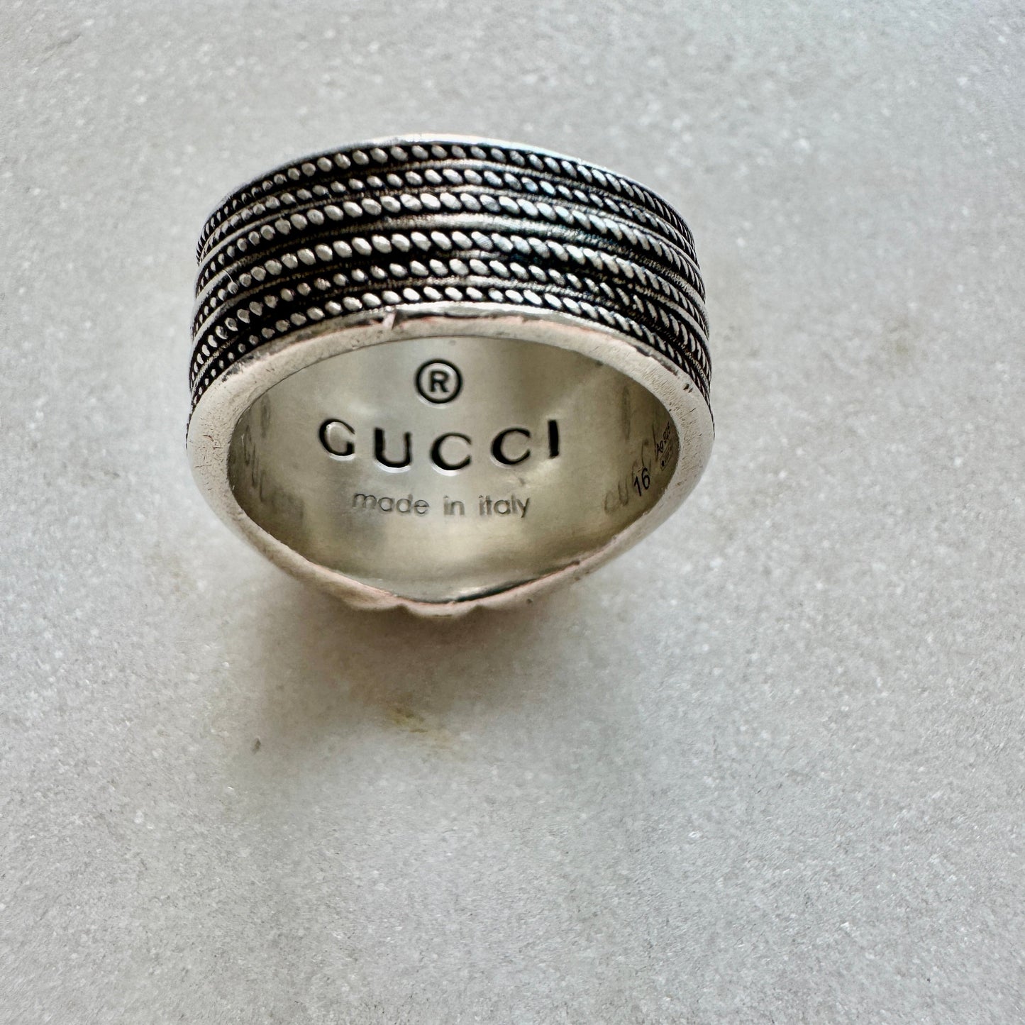 Vintage HEAVY Gucci GG high profile super ring Size P