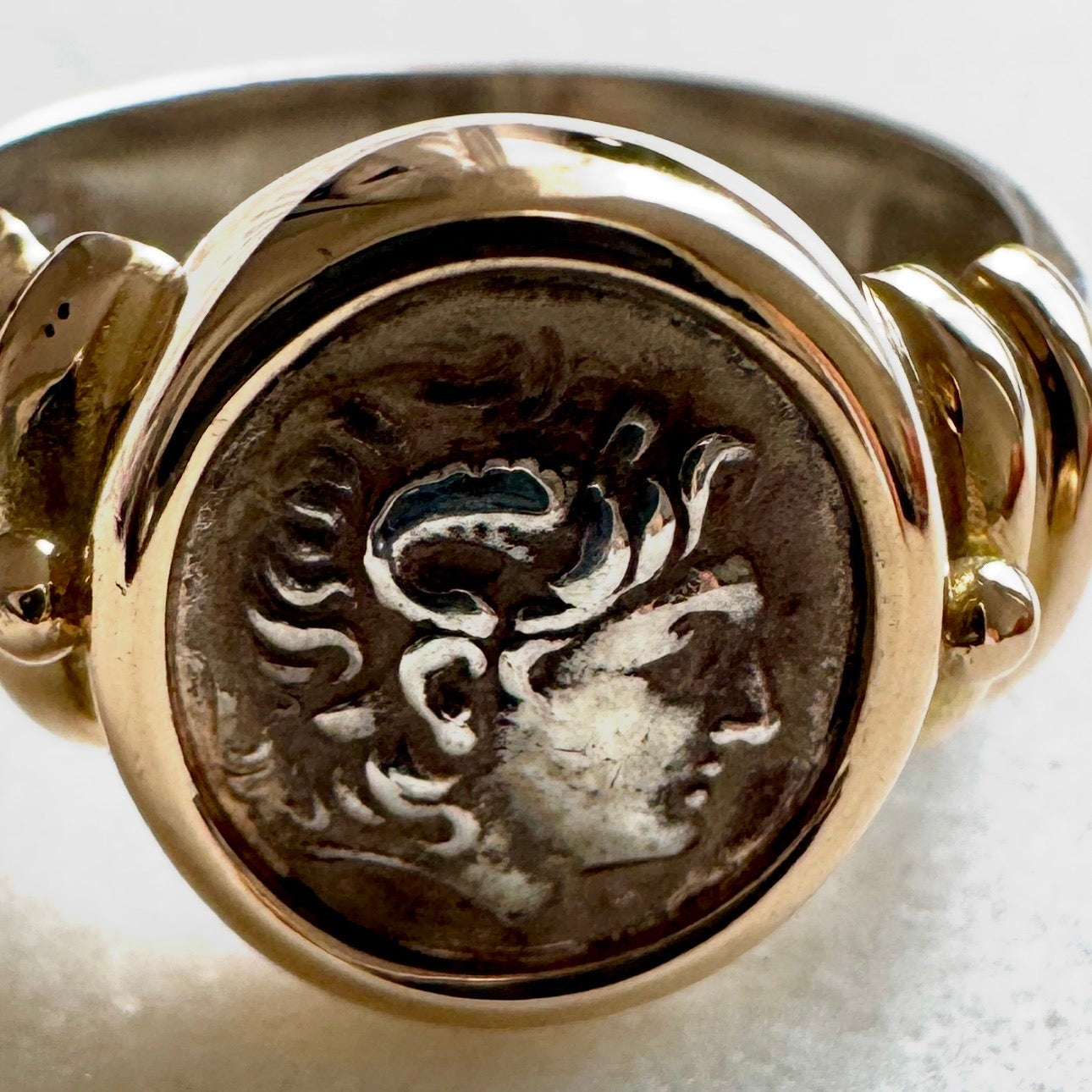 Sterling silver and 14ct gold (not plated) Roman coin ring - Size O