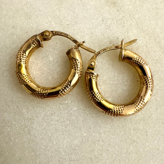 Vintage 9ct Unoaerre mini hoop earrings