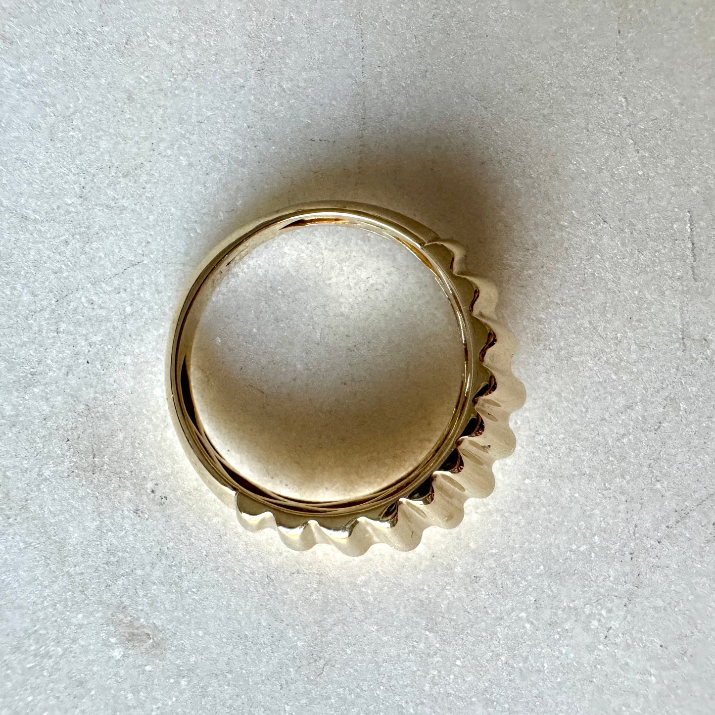10ct high profile ribbed dome statement ring  - Size S