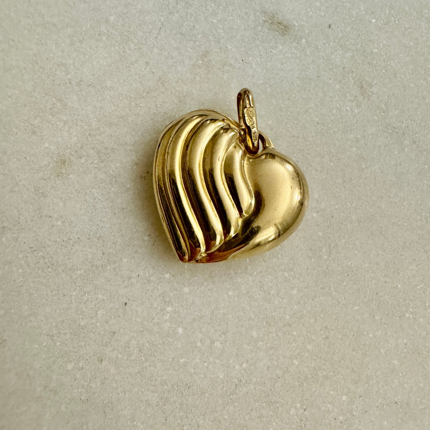 Vintage 14ct gold large heart pendant - perfect addition to your neck mess!