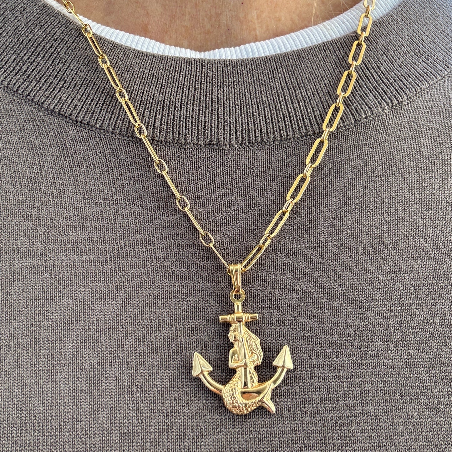 Breathtaking 18ct Mermaid pendant - double sided and incredible detail
