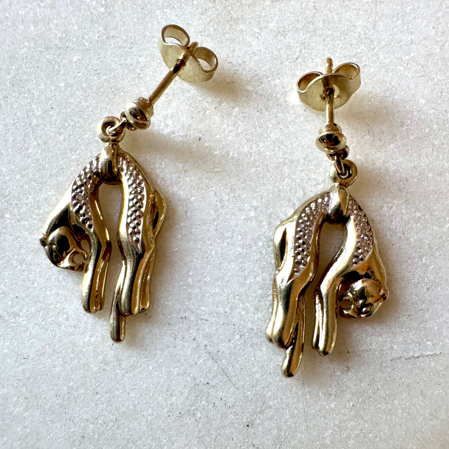 Vintage 9ct hanging panther stud earrings - collectable