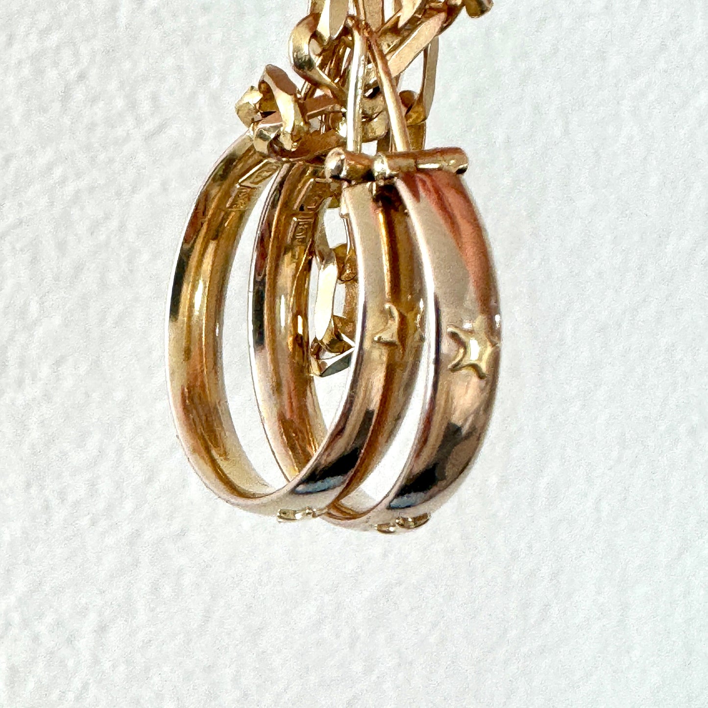 Vintage 9ct gold Italian raised STAR hoops! Incredible!