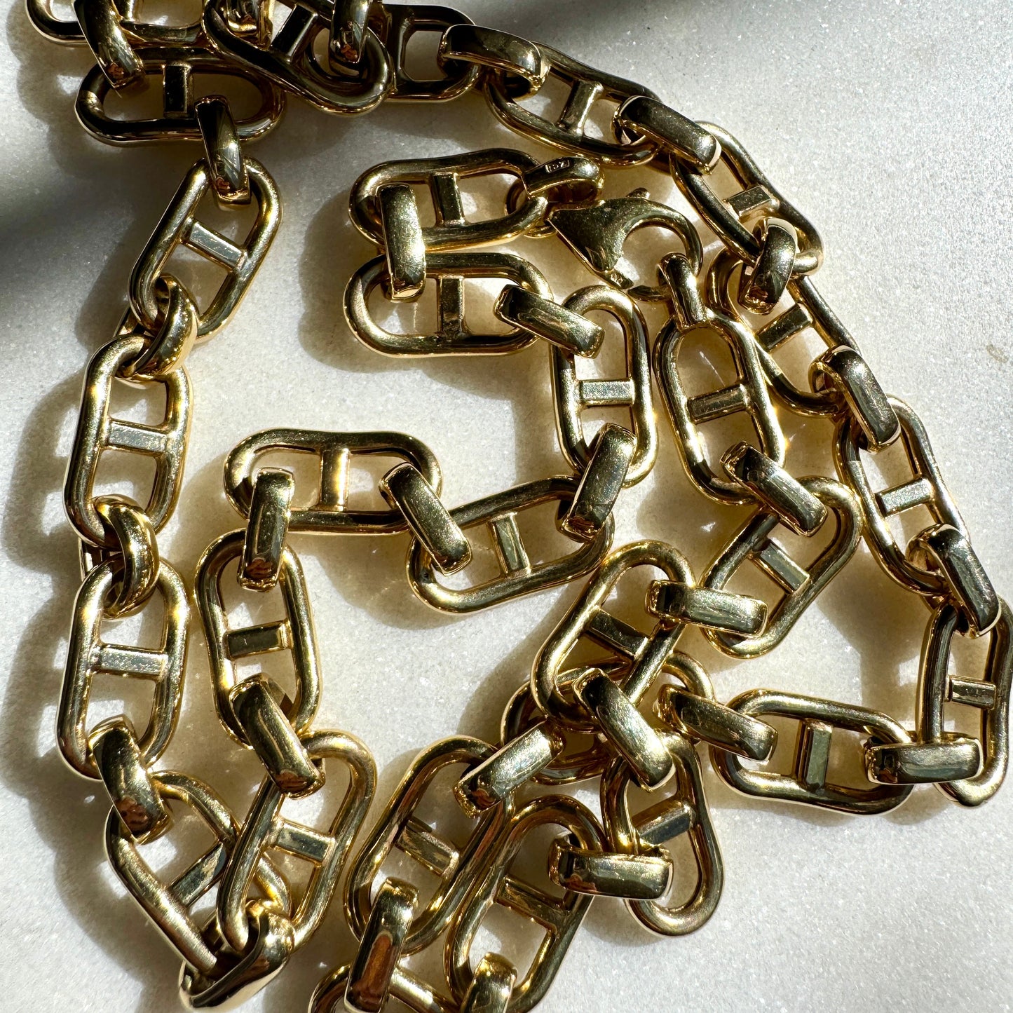 Large 10ct gold vintage mariner necklace - big neck presence - from the US