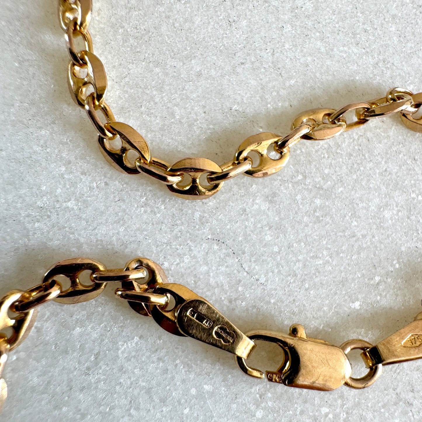 Vintage 9ct 'old gold' Unoaerre puffy link FINE link bracelet