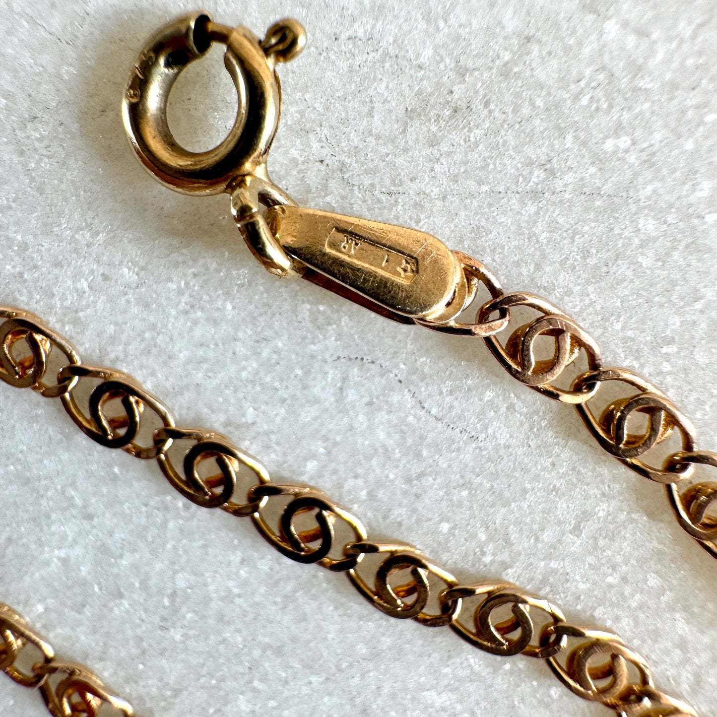 Vintage 'old gold' 9ct Unoaerre fancy link ULTRAFINE bracelet