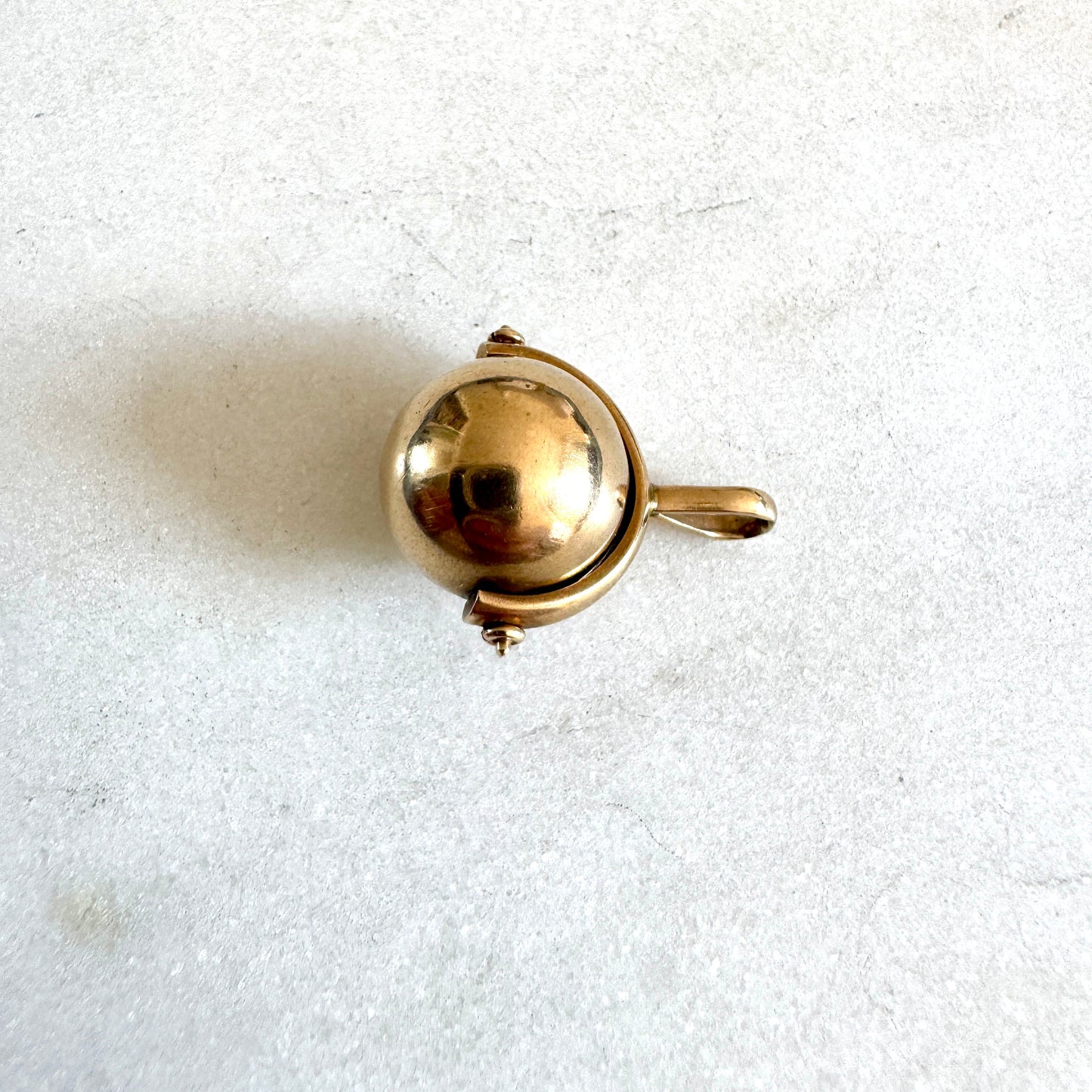 Vintage 9ct Roller Ball pendant - Incredible! RARE (pendant only)