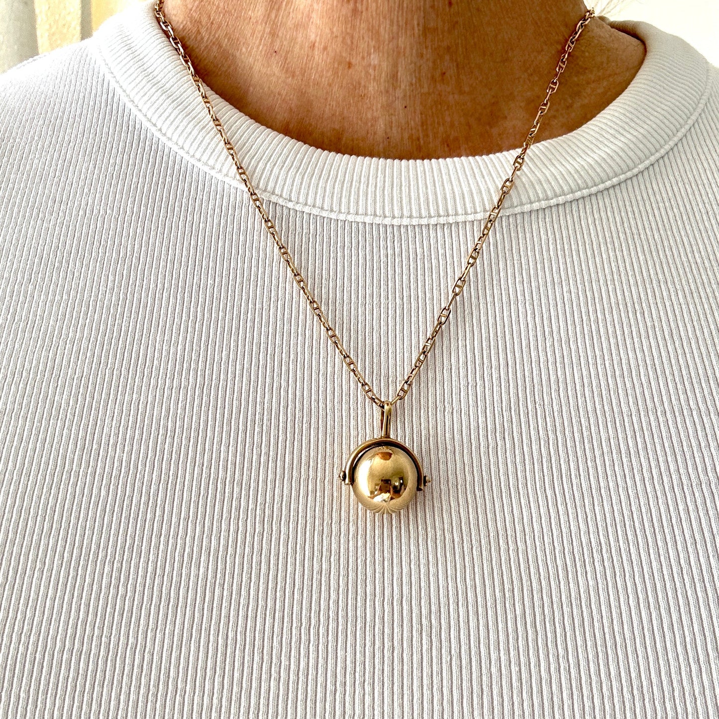 Vintage 9ct Roller Ball pendant - Incredible! RARE (pendant only)