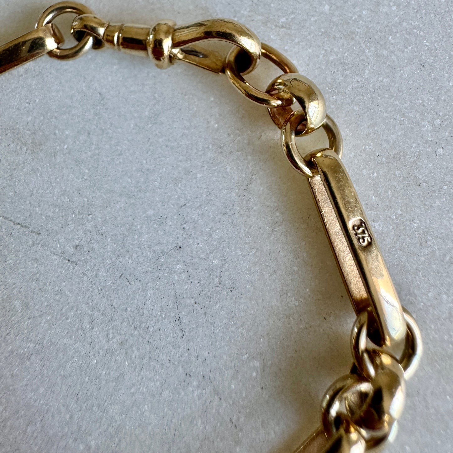 Vintage 9ct thick paperclip bracelet with dog clip!! Bracelet OR extender!