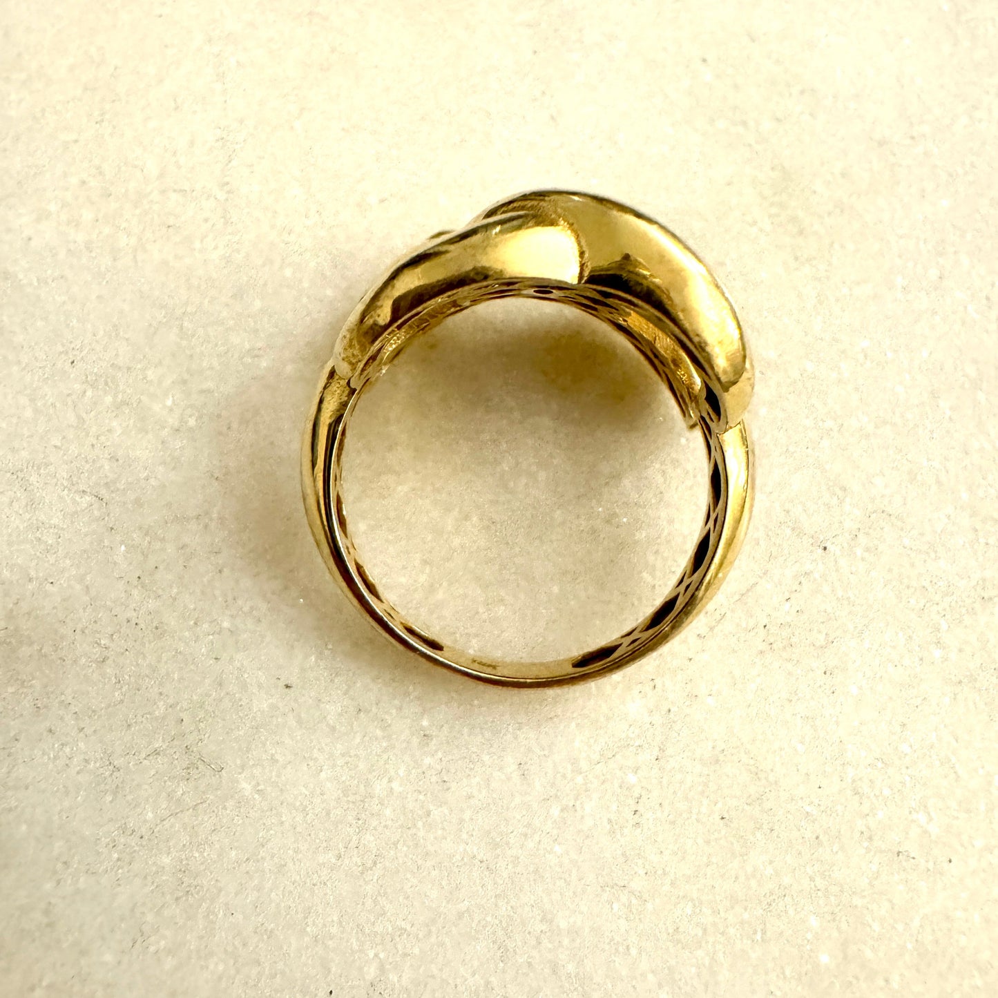 18ct wrap around double panther ring with green eyes - very collectable!