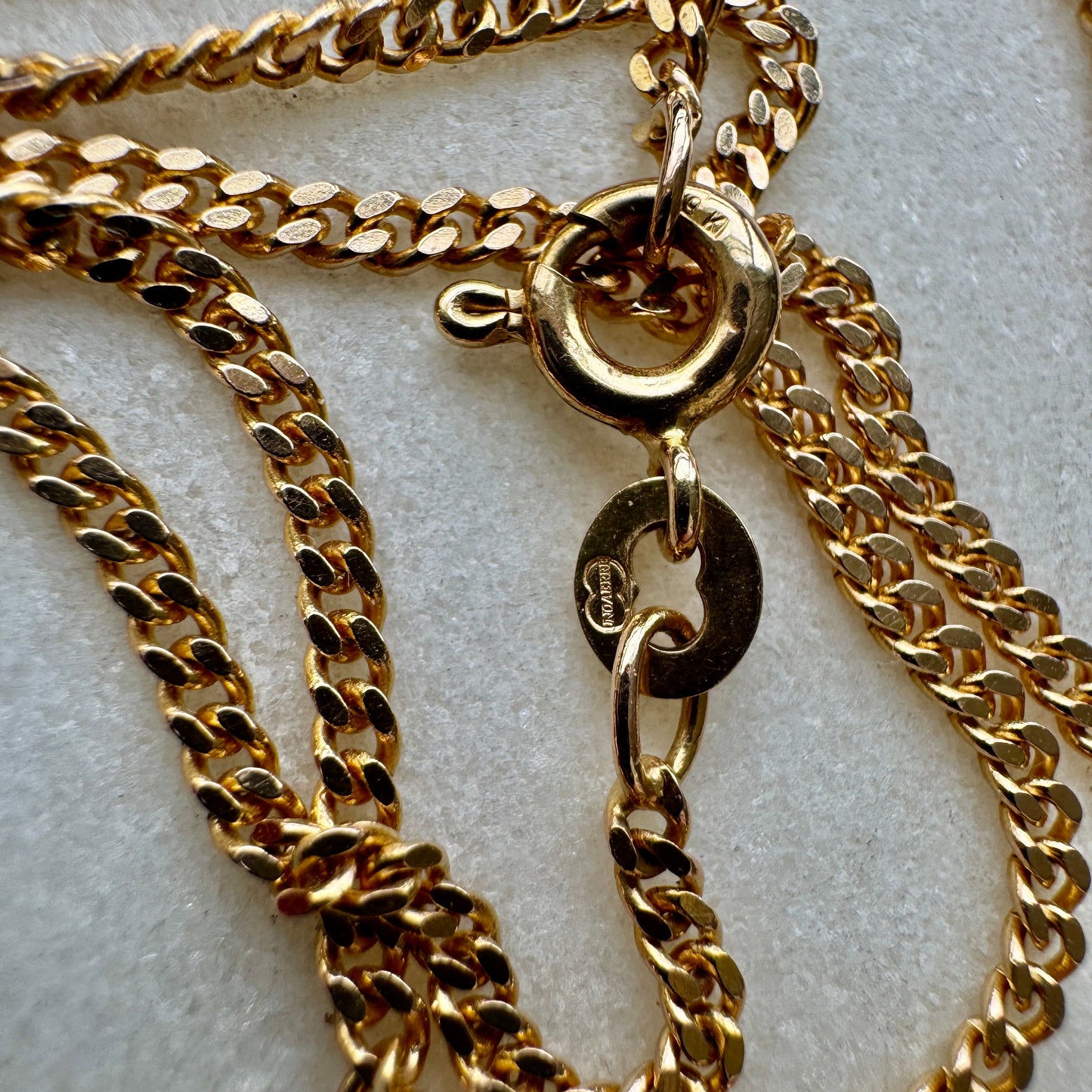 Vintage 9ct fine faceted curb link necklace - great top layer to your stack