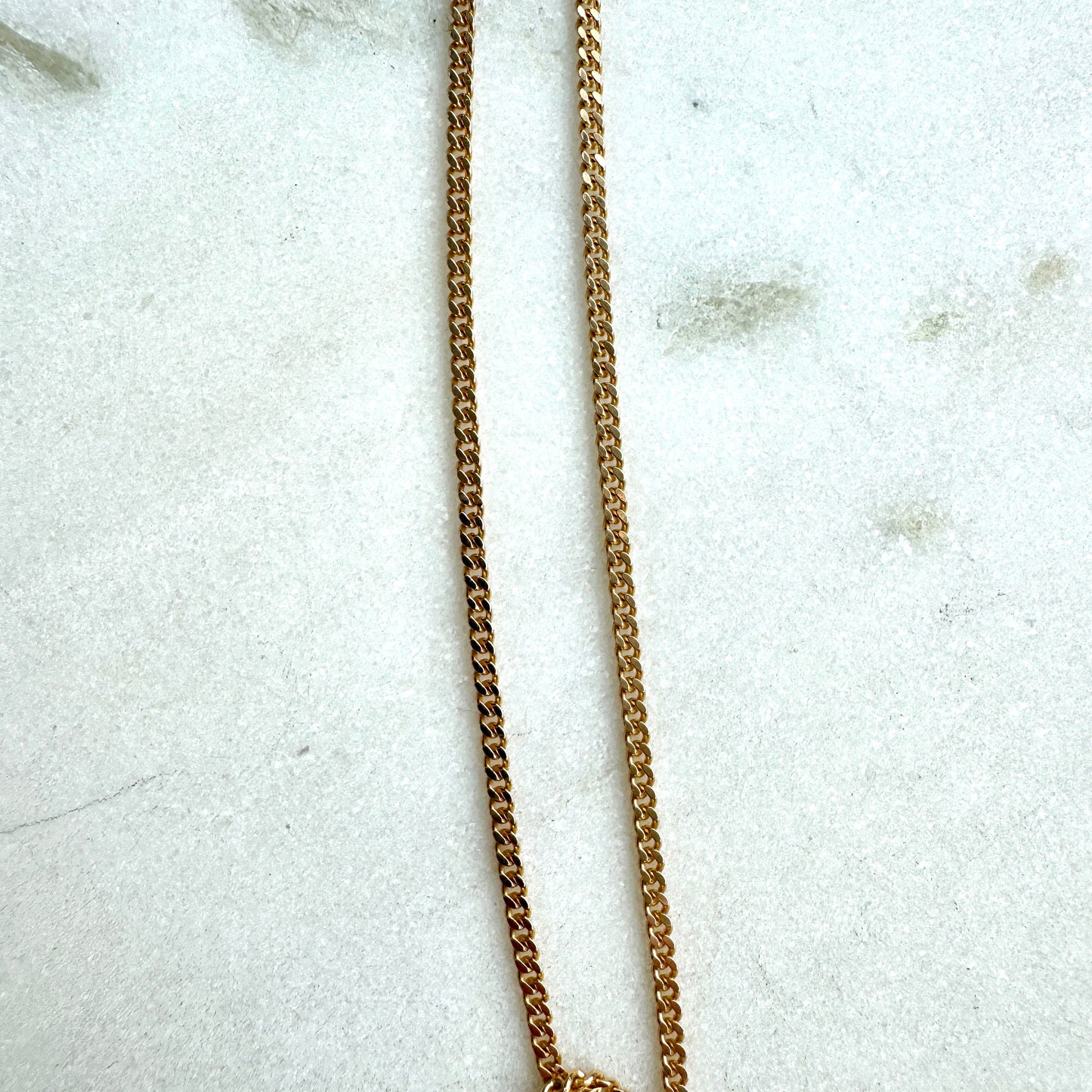 Vintage 9ct fine faceted curb link necklace - great top layer to your stack