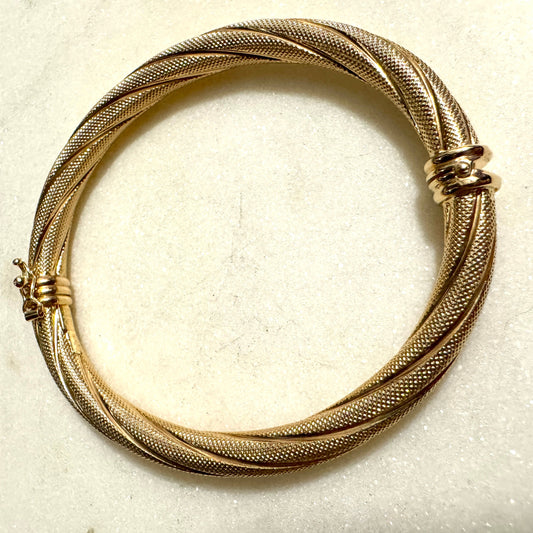 Vintage Unoearre twist hinged bracelet - full maker marks!