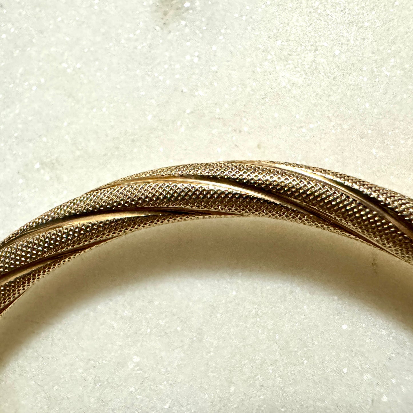 Vintage Unoearre twist hinged bracelet - full maker marks!!
