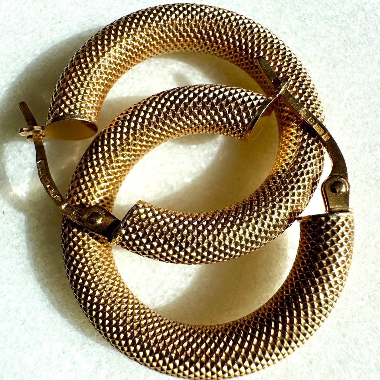 RARE Vintage Unoaerre 9ct hoops but with British hallmarking as well!