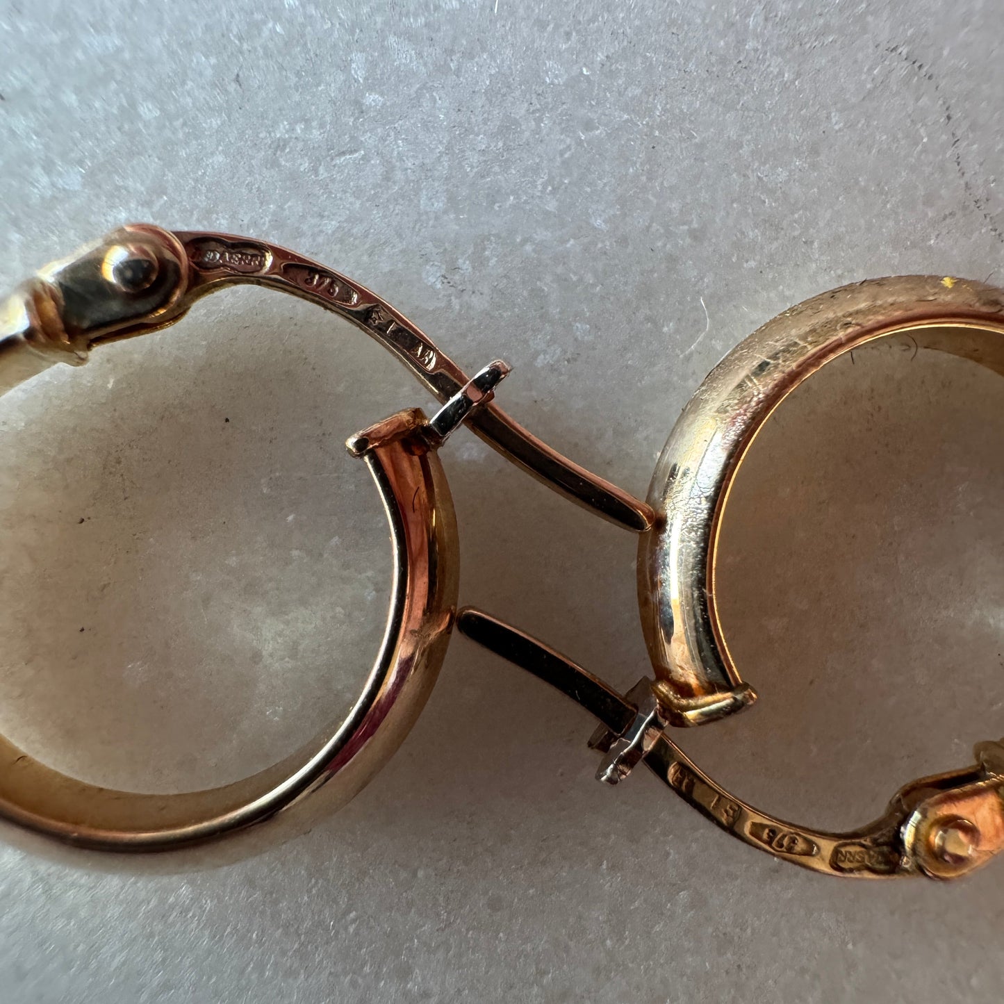 Vingage Unoaerre MINI MINI (yes they're small) hoops - divine!