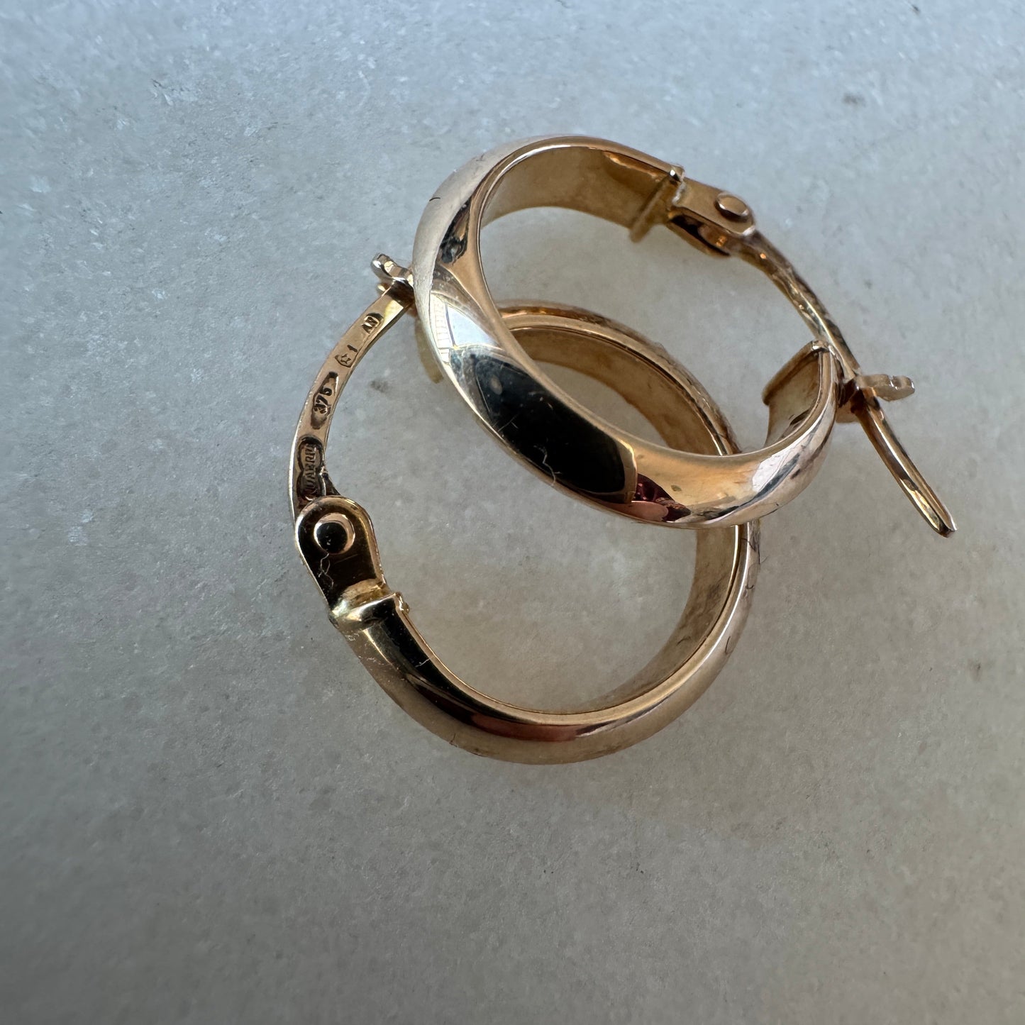 Vingage Unoaerre MINI MINI (yes they're small) hoops - divine!