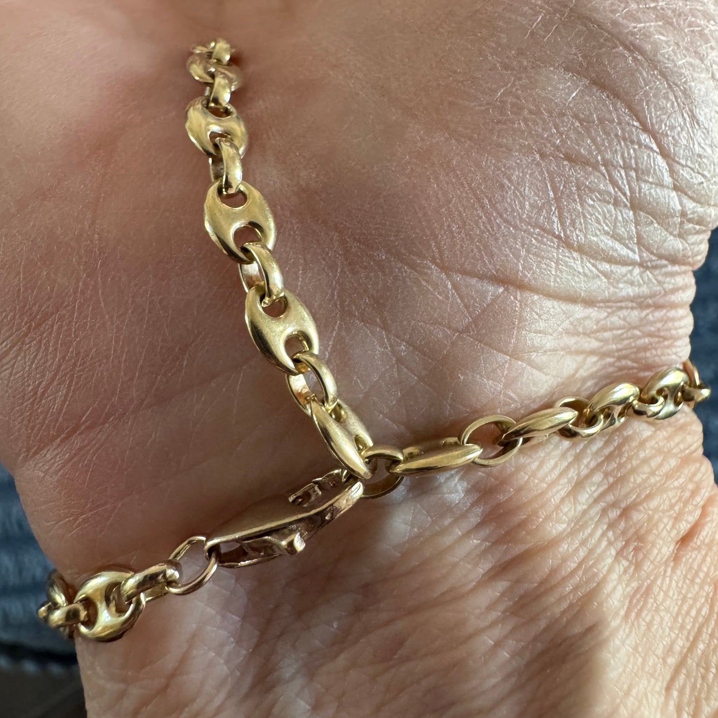 Solid 14ct puffy link bracelet - extra long so you can get creative!