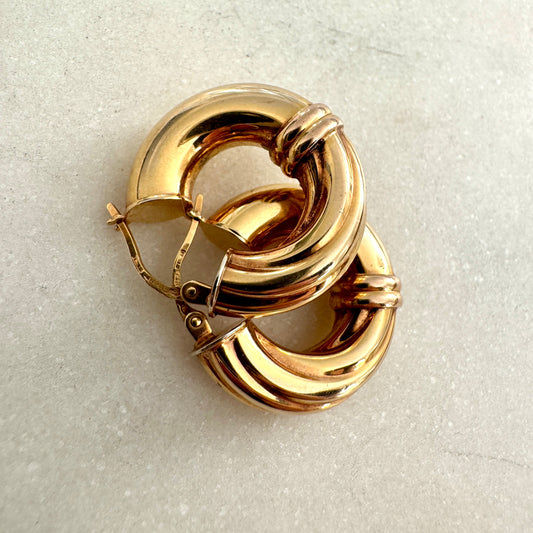 Vintage 9ct EXTRA CHUBBY Unoaerre hoop earrings!