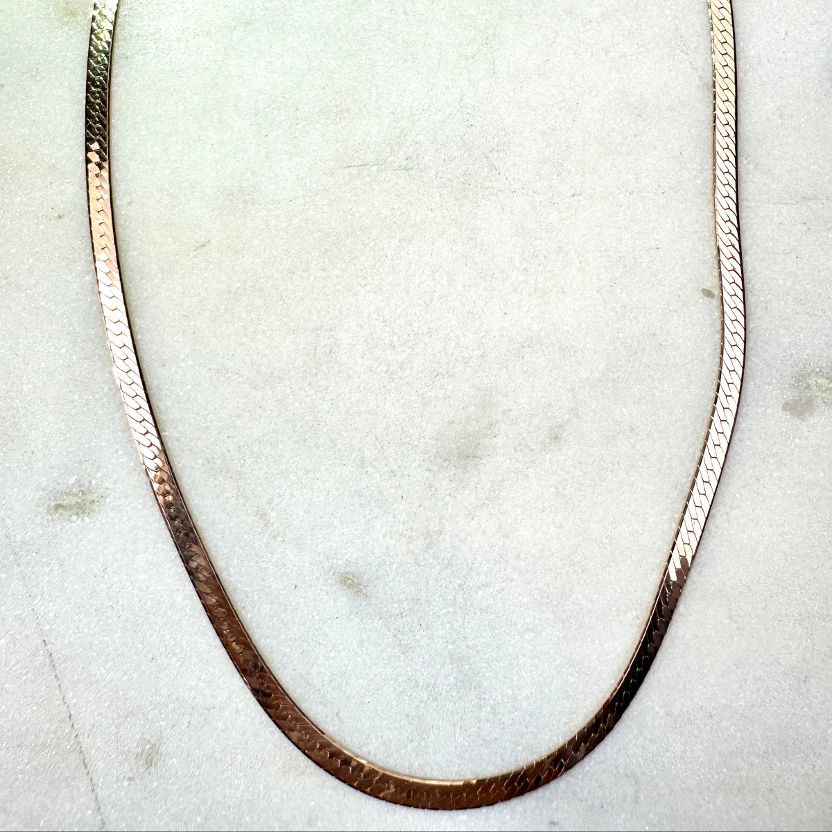 Vintage 9ct Unoaerre solid rosy herringbone necklace - EXCEPTIONAL - liquid gold!