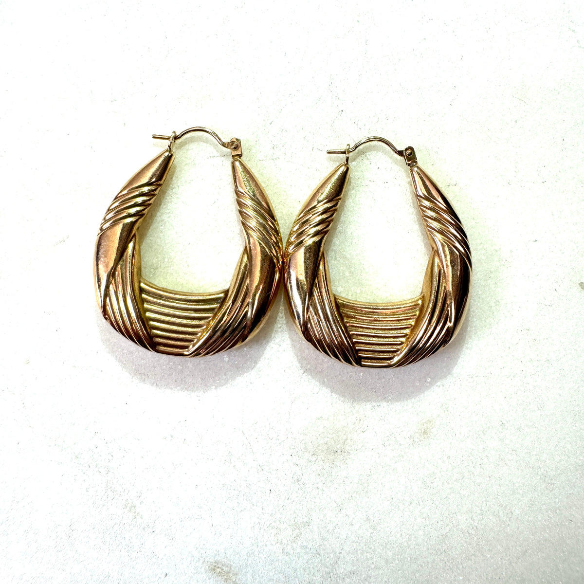Vintage 9ct 'old gold' geometric hoops with full British hallmarks - gorgeous!!!