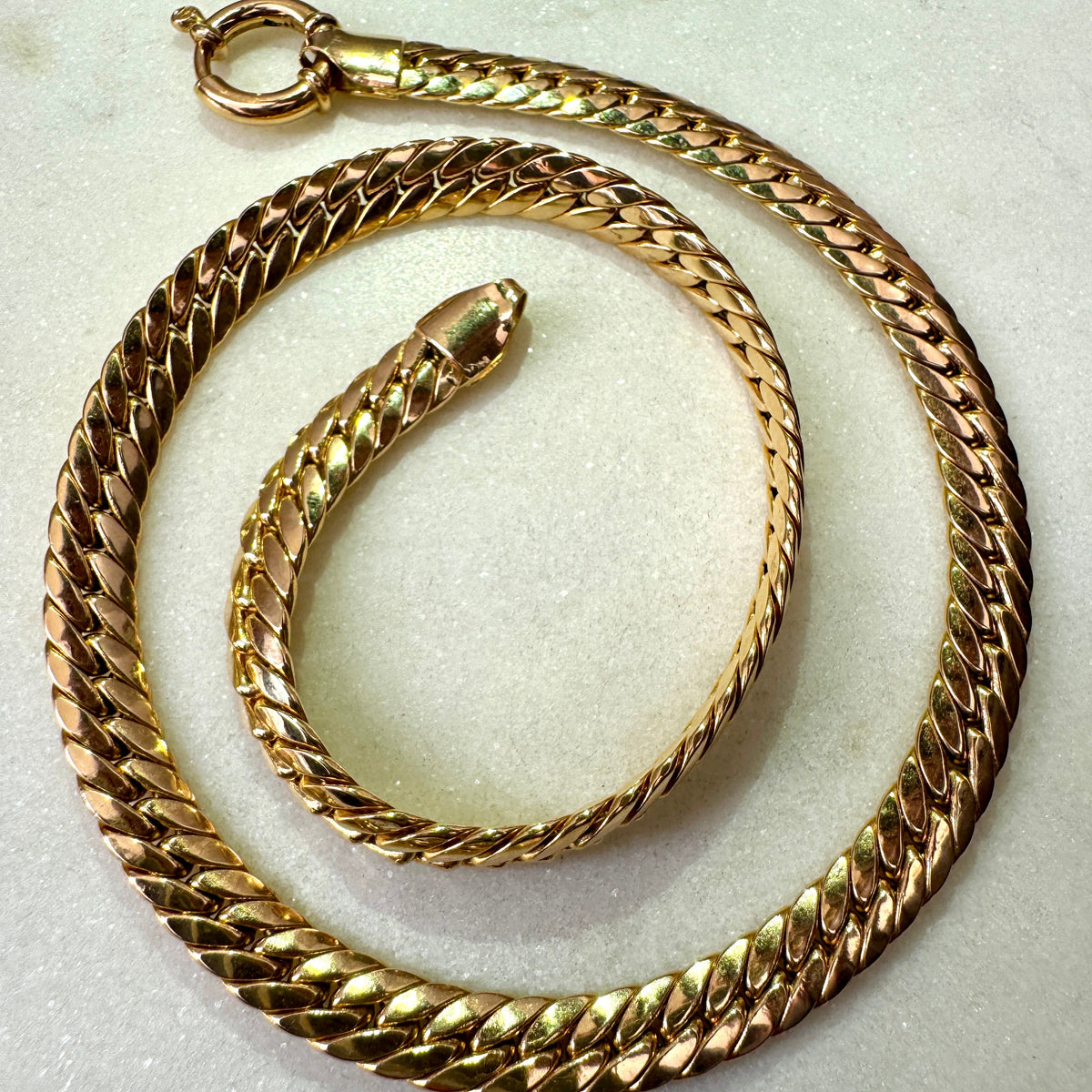 HEAVY HITTER! 18ct thick and heavy slinky necklace with big bolt clasp! Just too good!