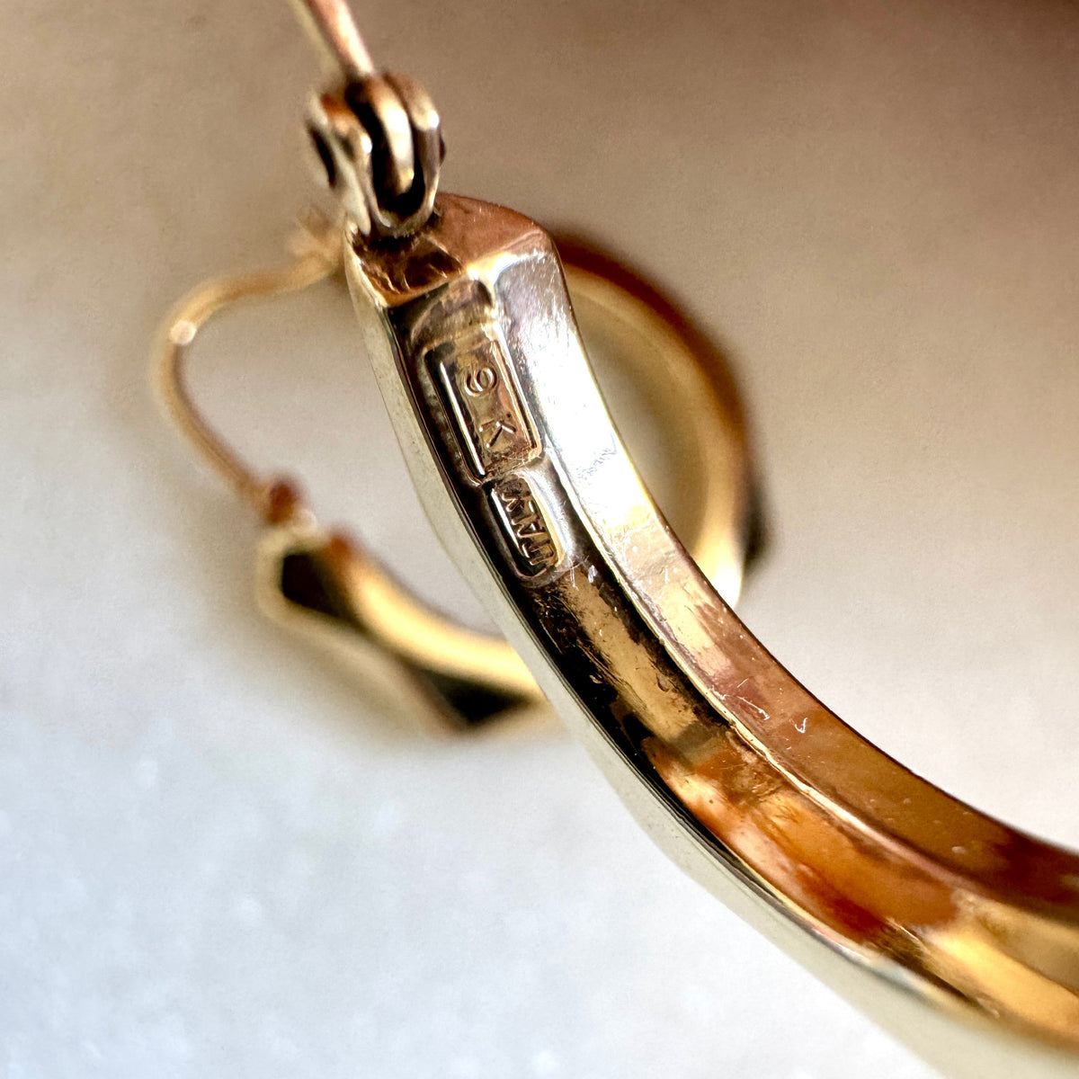 Vintage Italian 9ct GEOMETRIC hoops - these are spectacular!