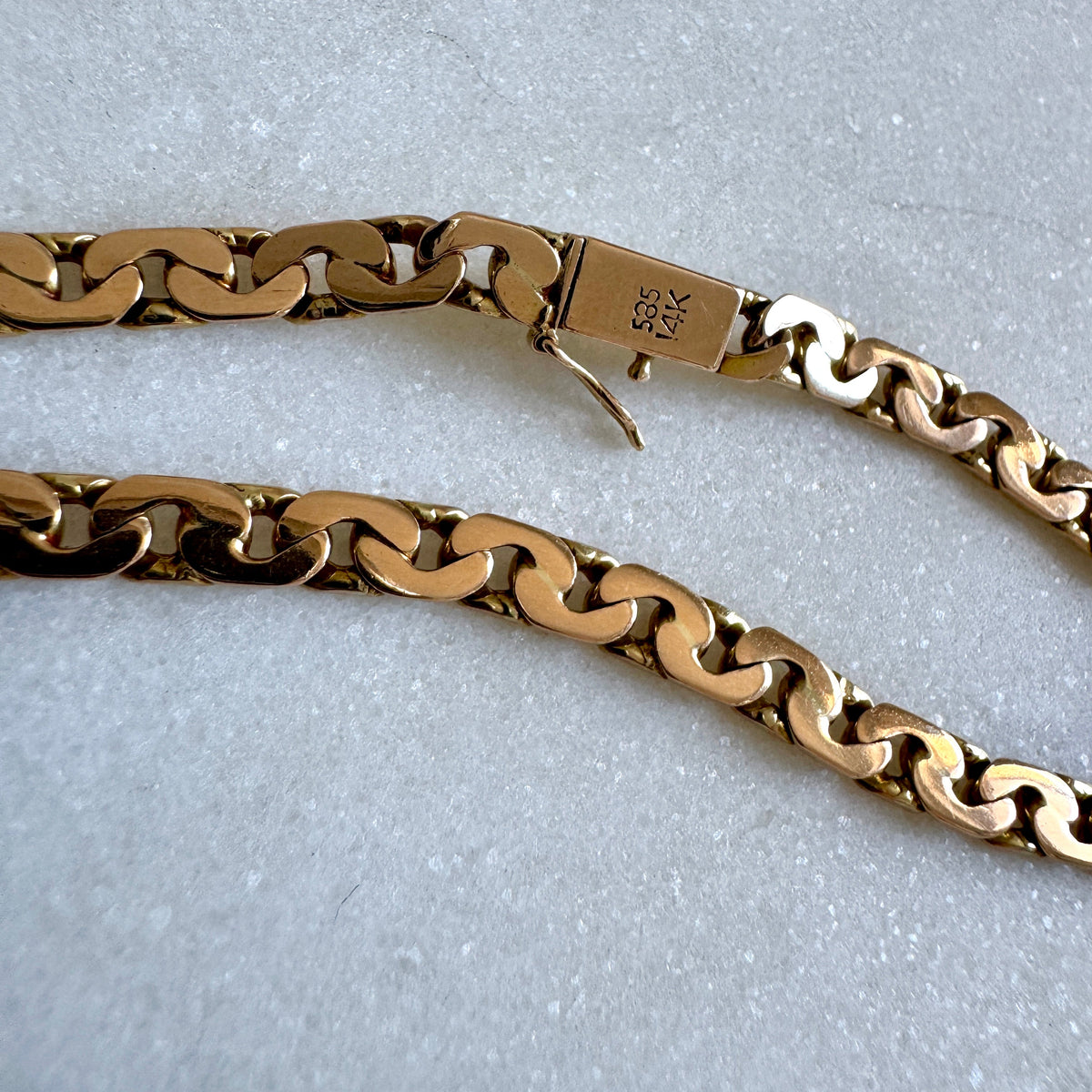 Gorgeous 14ct Italian C-link heavy necklace