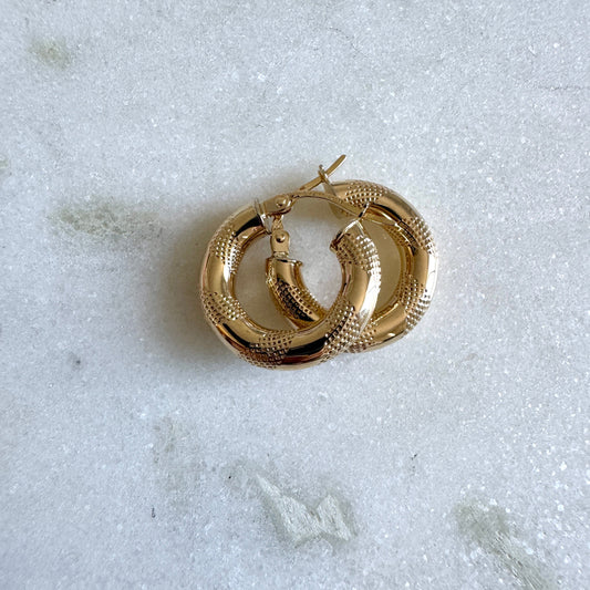 Vintage Unoaerre Italian 9ct dotted hoops - perfect for everyday