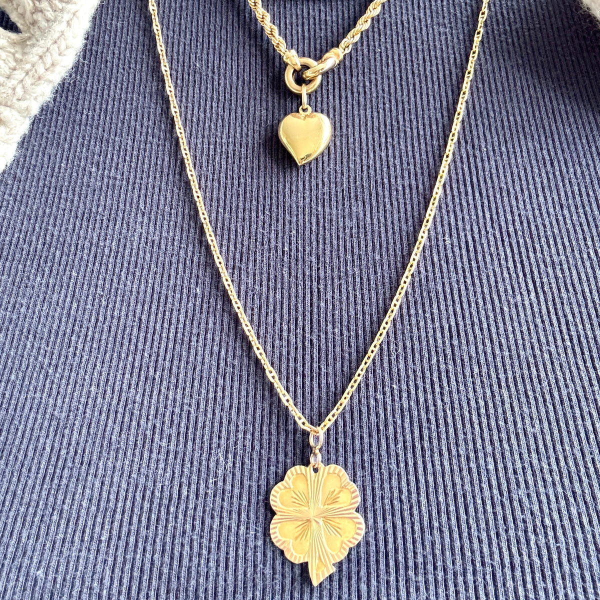 Vintage 14ct LUCKY engine turned 4 leaf clover pendant