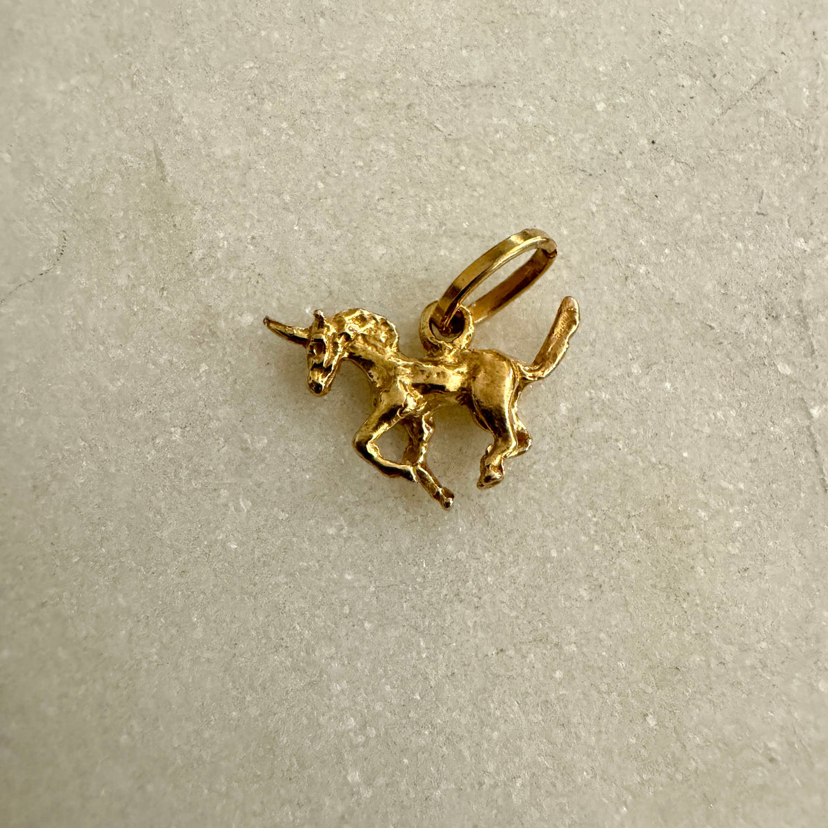 Little 9ct hand made Italian Unicorn pendant - small and SPECIAL