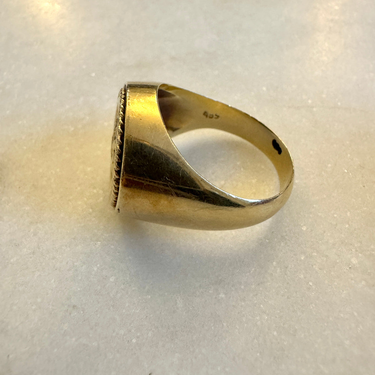 Vintage 14ct gold high profile ancient coin ring (all gold) Size P3/4